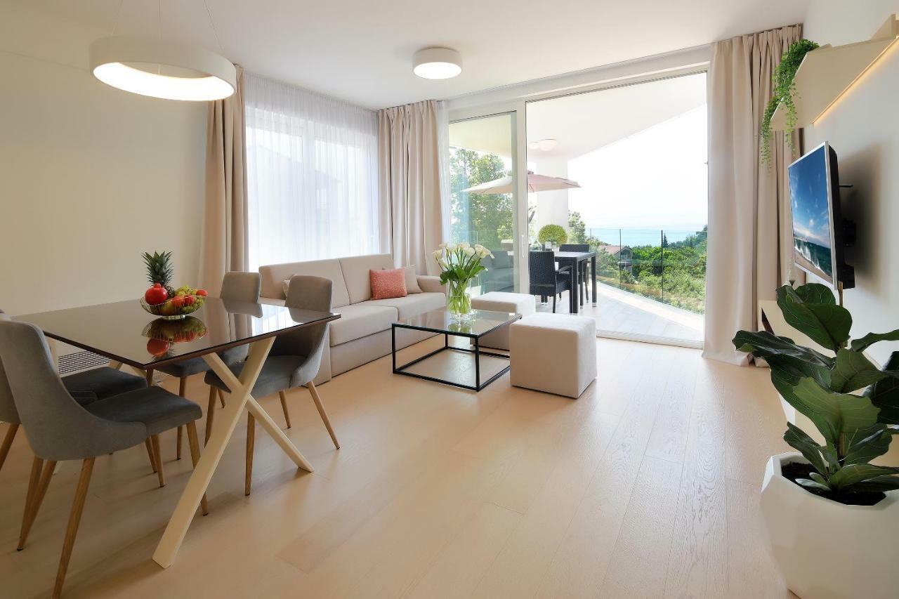 Modern Apartment Near The Sea Ičići Esterno foto