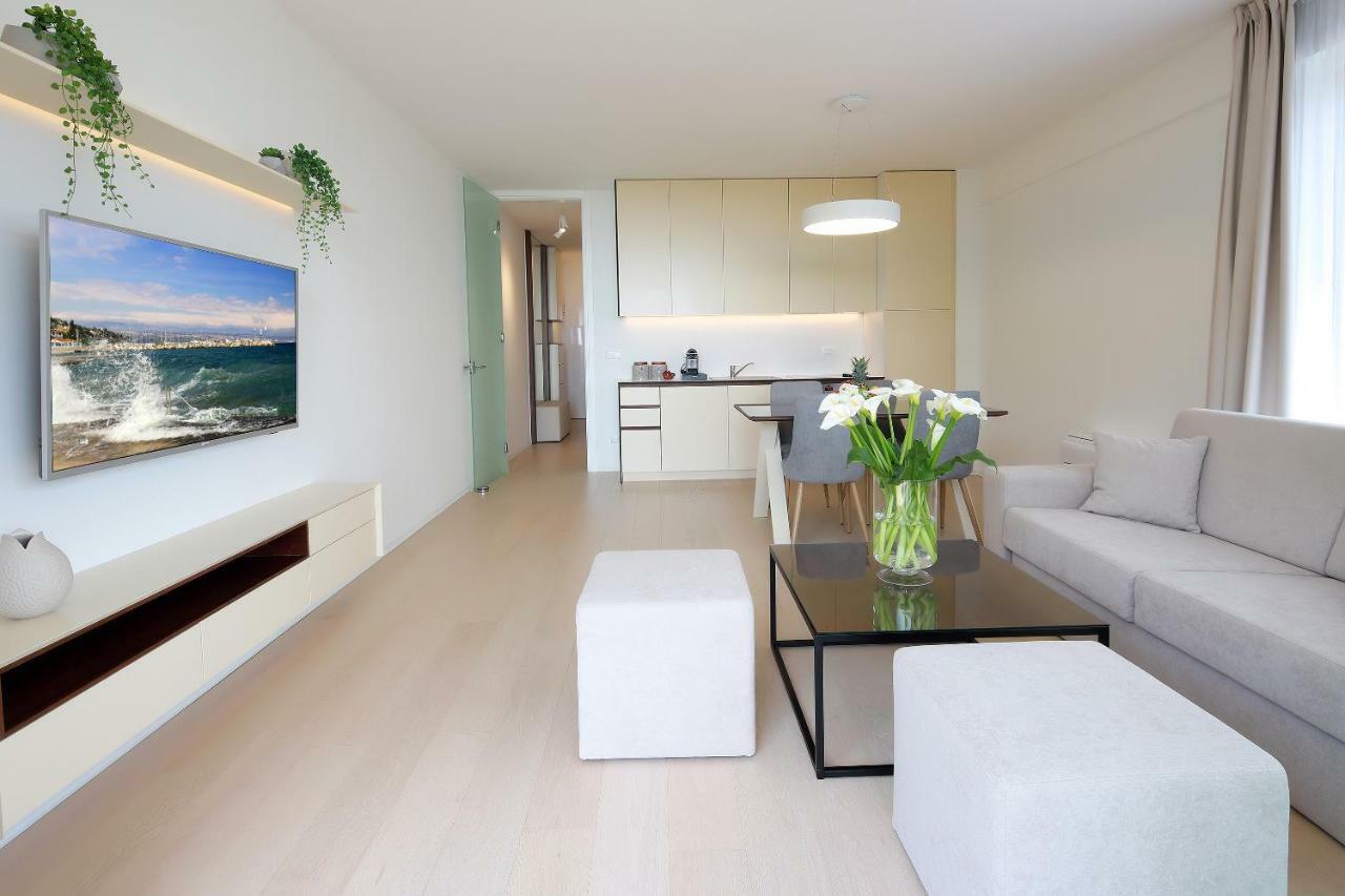 Modern Apartment Near The Sea Ičići Esterno foto